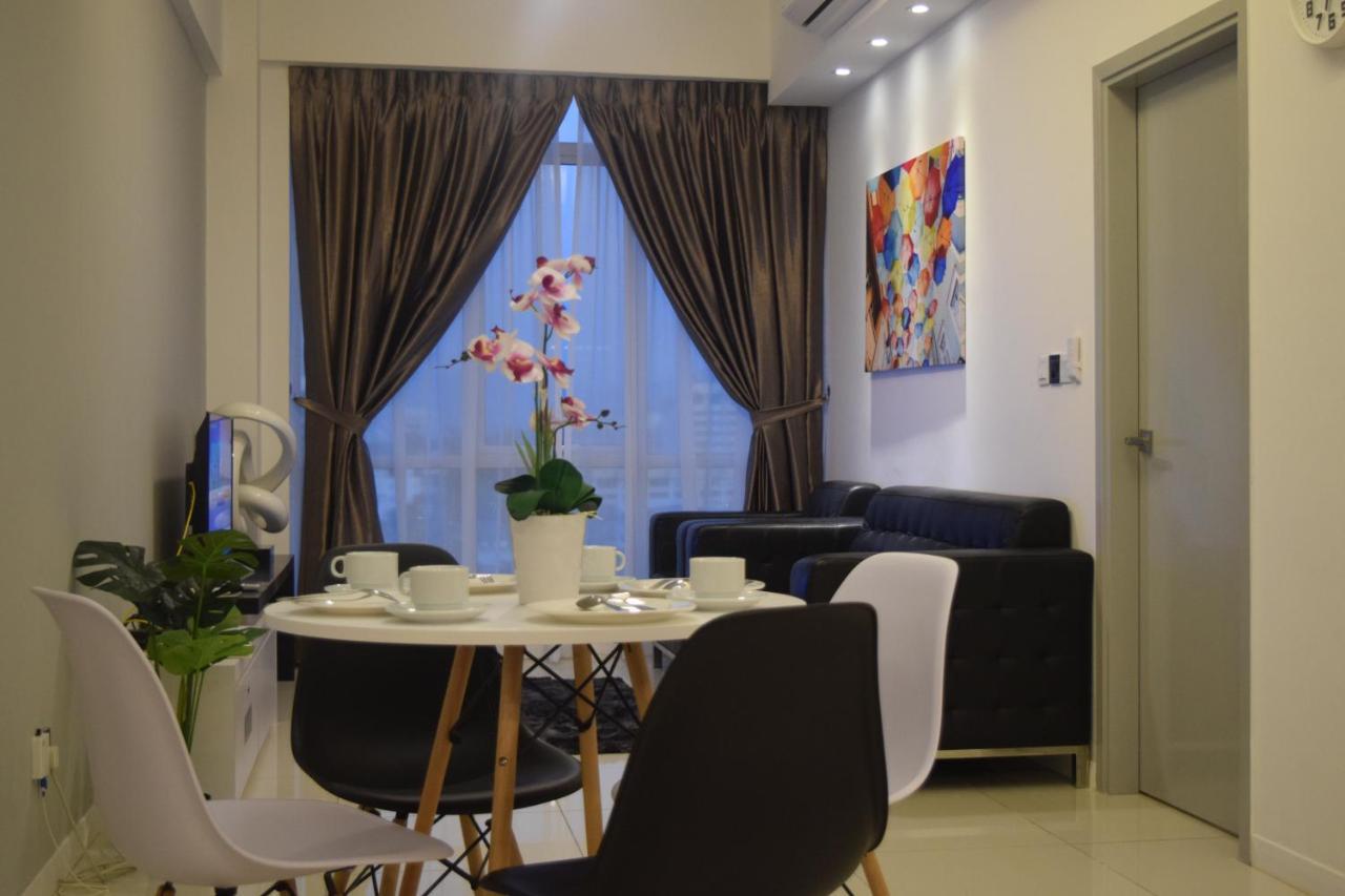 Sutera Avenue *